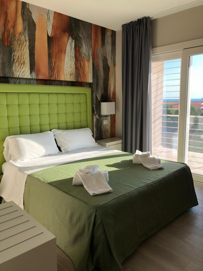 Hotel Boutique Carolina Marina di Castagneto Carducci Luaran gambar